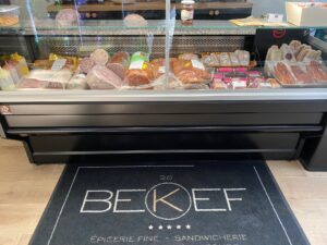 Charcuterie cacher